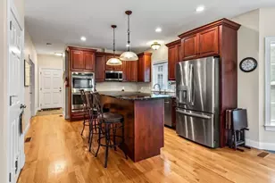 17 Jeanne Marie Dr, Westfield, MA 01085 - Photo 7