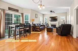 17 Jeanne Marie Dr, Westfield, MA 01085 - Photo 3