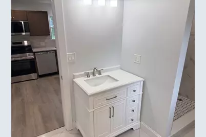 27 Leicester St #1, Oxford, MA 01537 - Photo 9