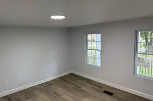 27 Leicester St, Oxford, MA 01537 - Photo 23