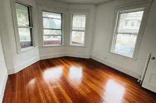 19 Beach Rd, Winthrop, MA 02152 - Photo 5