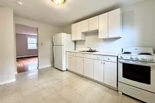 10 Vinal St, Boston, MA 02135 - Photo 1