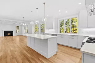 37 Lincoln St, Hopkinton, MA 01748 - Photo 9