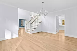 37 Lincoln St, Hopkinton, MA 01748 - Photo 7