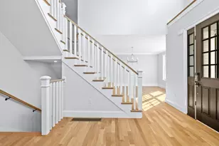 37 Lincoln St, Hopkinton, MA 01748 - Photo 3