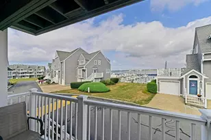 700 Shore Dr, Fall River, MA 02721 - Photo 11