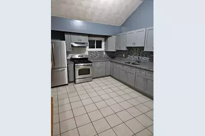 50 Forest St, Lawrence, MA 01841 - Photo 11