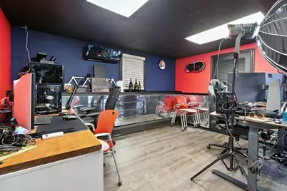 169 Berkeley St, Methuen, MA 01844 - Photo 21