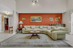 51 Walnut St, Saugus, MA 01906 - Photo 3