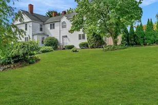 51 Walnut St, Saugus, MA 01906 - Photo 1