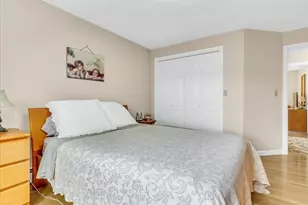 51 Walnut St, Saugus, MA 01906 - Photo 13