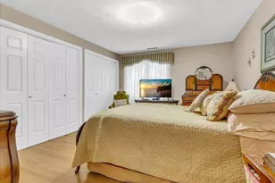 51 Walnut St, Saugus, MA 01906 - Photo 13