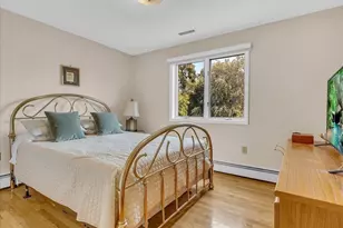 51 Walnut St, Saugus, MA 01906 - Photo 15