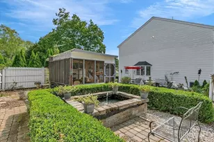 51 Walnut St, Saugus, MA 01906 - Photo 21