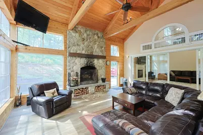 2 Wildflower Ln, Groton, MA 01450 - Photo 17