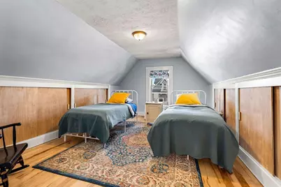 33 Middle St, Gloucester, MA 01930 - Photo 37