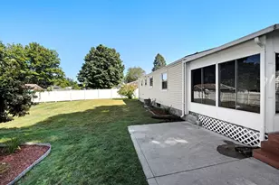 86 Talmadge Dr, Springfield, MA 01118 - Photo 29