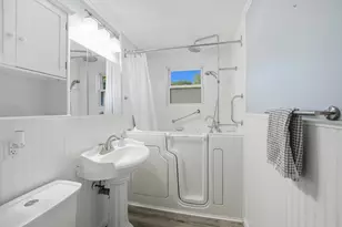 86 Talmadge Dr, Springfield, MA 01118 - Photo 15