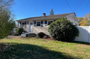 86 Talmadge Dr, Springfield, MA 01118 - Photo 3