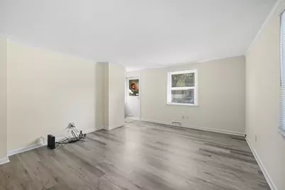 86 Talmadge Dr, Springfield, MA 01118 - Photo 7