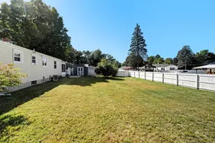 86 Talmadge Dr, Springfield, MA 01118 - Photo 33