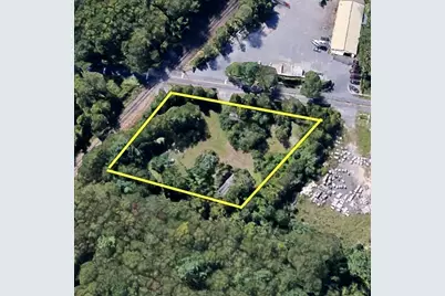 469 Hixville Rd #M62-B40, Dartmouth, MA 02747 - Photo 1