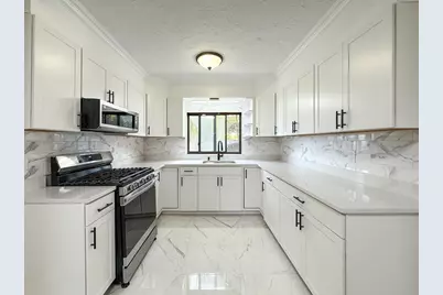 82 Holden St, Worcester, MA 01605 - Photo 5