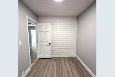 82 Holden St, Worcester, MA 01605 - Photo 15