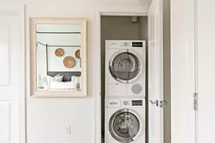 18 Chelsea St, Boston, MA 02128 - Photo 17