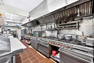 269-271 Commercial St, Provincetown, MA 02657 - Photo 17