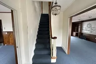 360 University Ave, Lowell, MA 01854 - Photo 9