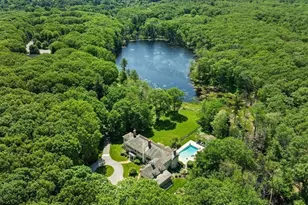 26 Longmeadow Dr, Westwood, MA 02090 - Photo 5