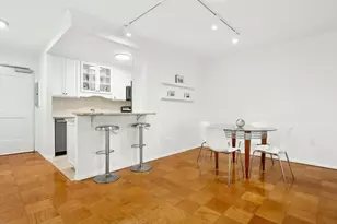 6 Whittier Pl, Boston, MA 02114 - Photo 5