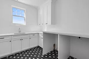 35 Lincoln St, Hopkinton, MA 01748 - Photo 25