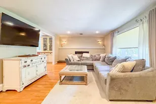 114 Graham Hill Dr, Hanover, MA 02339 - Photo 11