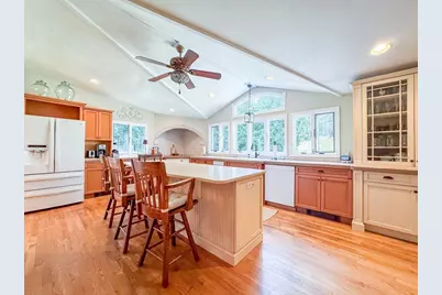 114 Graham Hill Dr, Hanover, MA 02339 - Photo 9