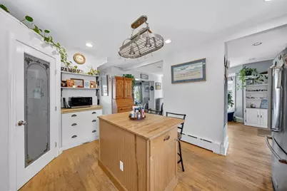 32 Green St, Fairhaven, MA 02719 - Photo 13