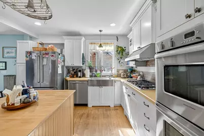 32 Green St, Fairhaven, MA 02719 - Photo 17