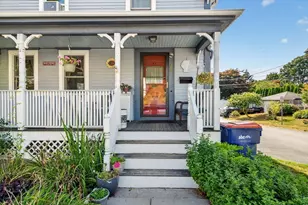 32 Green St, Fairhaven, MA 02719 - Photo 5