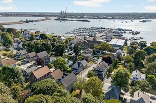 32 Green St, Fairhaven, MA 02719 - Photo 9