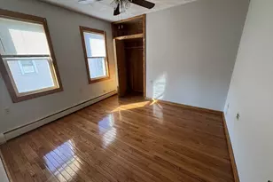 35 Dearborn St, Medford, MA 02155 - Photo 3