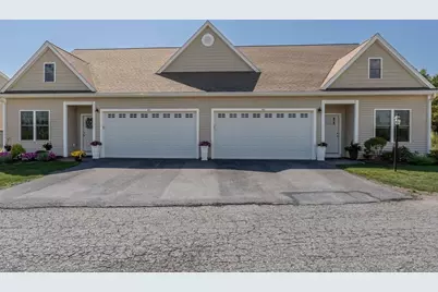 843 Ledgewood Way #843, Clinton, MA 01510 - Photo 3