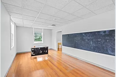 1131 Main Street, Hanson, MA 02341 - Photo 9