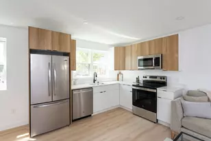 7 Kenoza, Haverhill, MA 01830 - Photo 3