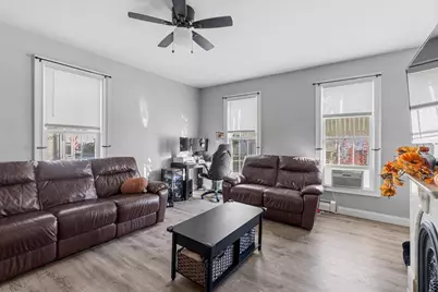 808 Walnut St, Fall River, MA 02720 - Photo 3