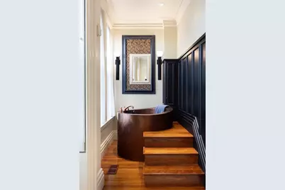 9 Walnut St, Boston, MA 02108 - Photo 15