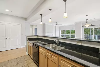 527 Pawtucket #207, Lowell, MA 01854 - Photo 11