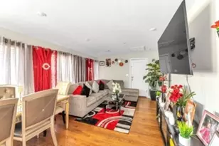 13 Pierce St, Boston, MA 02136 - Photo 3