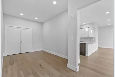 124 Highland Ave #404, Somerville, MA 02143 - Photo 9