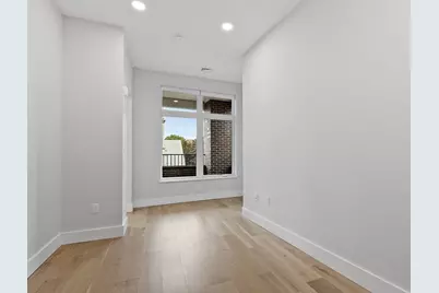 124 Highland Ave #404, Somerville, MA 02143 - Photo 11